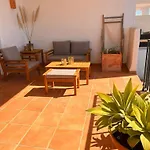 Augusta Views דירה קסרס