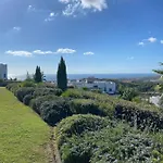 Augusta Views דירה